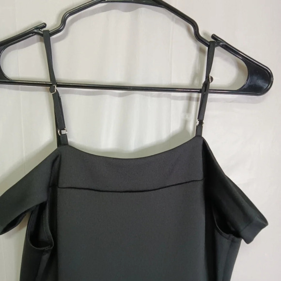 VENUS Cold Shoulder Dress Black Adjustable Straps Hi Low V-Neck Fit & Flare M - Picture 7 of 10